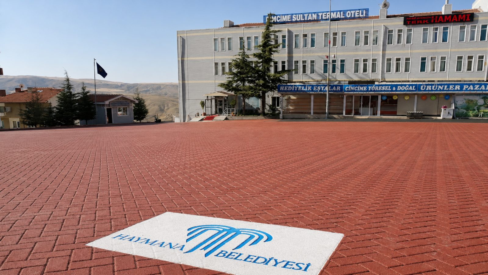 Cimcime Termal Hotel — tesis ve çevresi