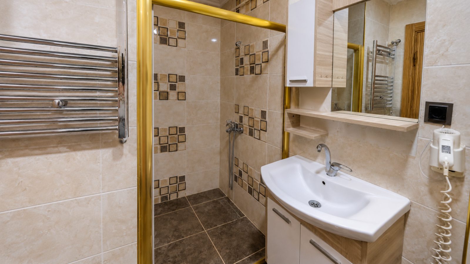 Cimcime Termal Hotel — oda banyosu
