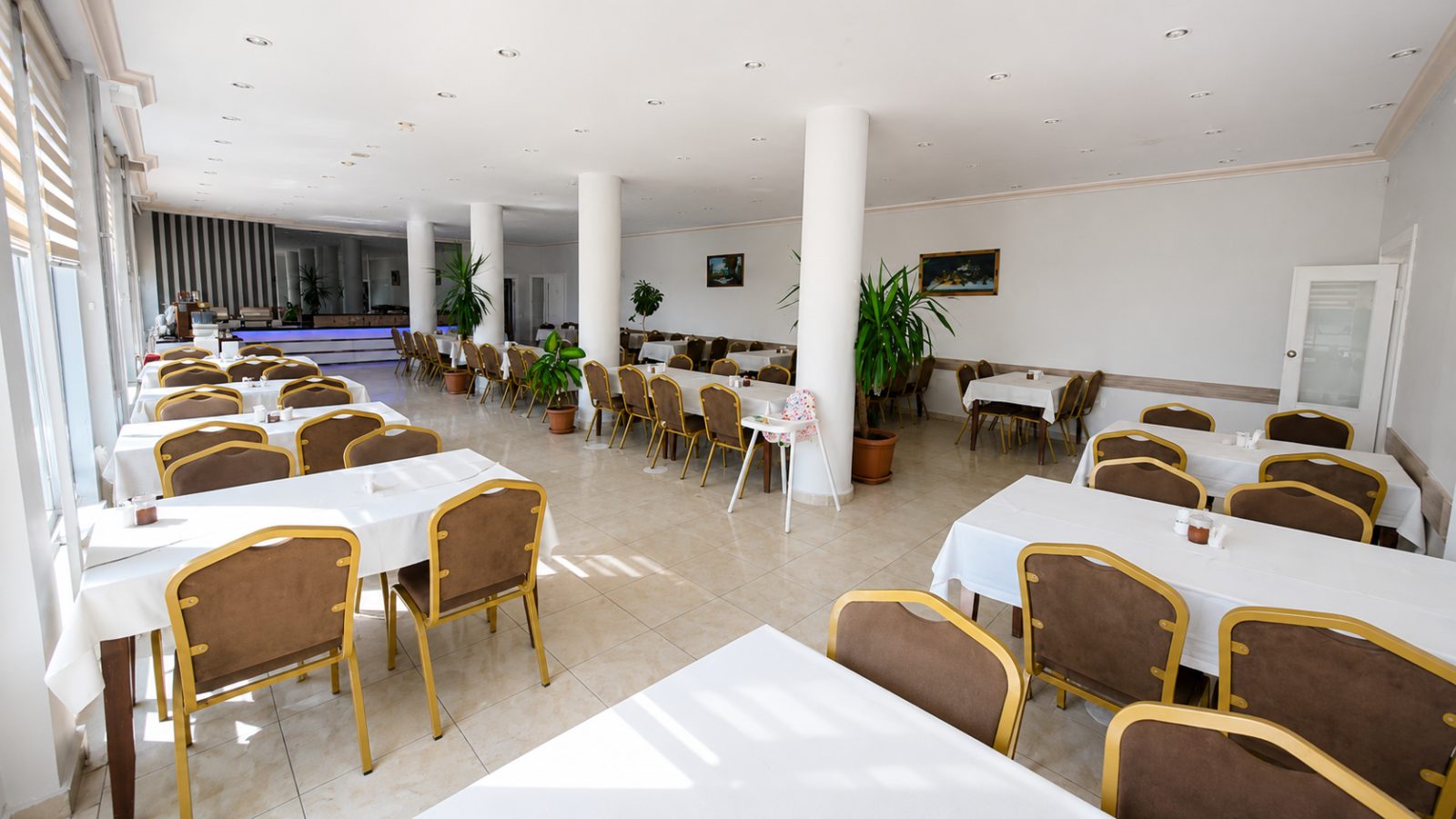 Cimcime Termal Hotel — restoran salonu