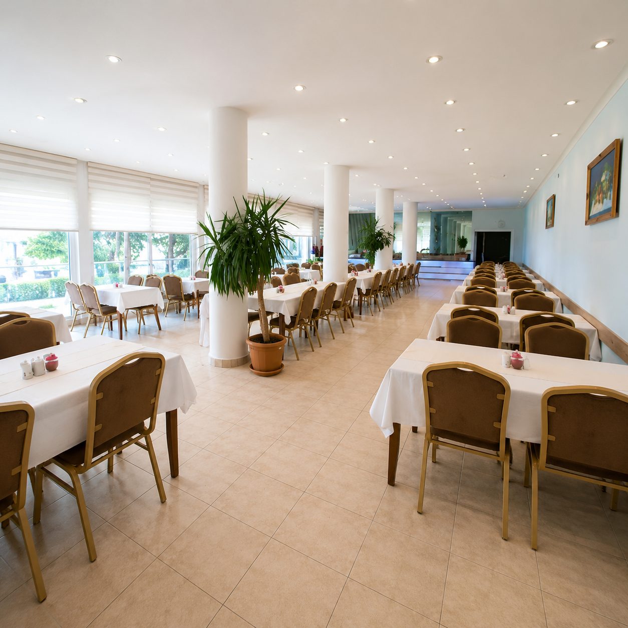 Cimcime Termal Hotel — restoran salonu