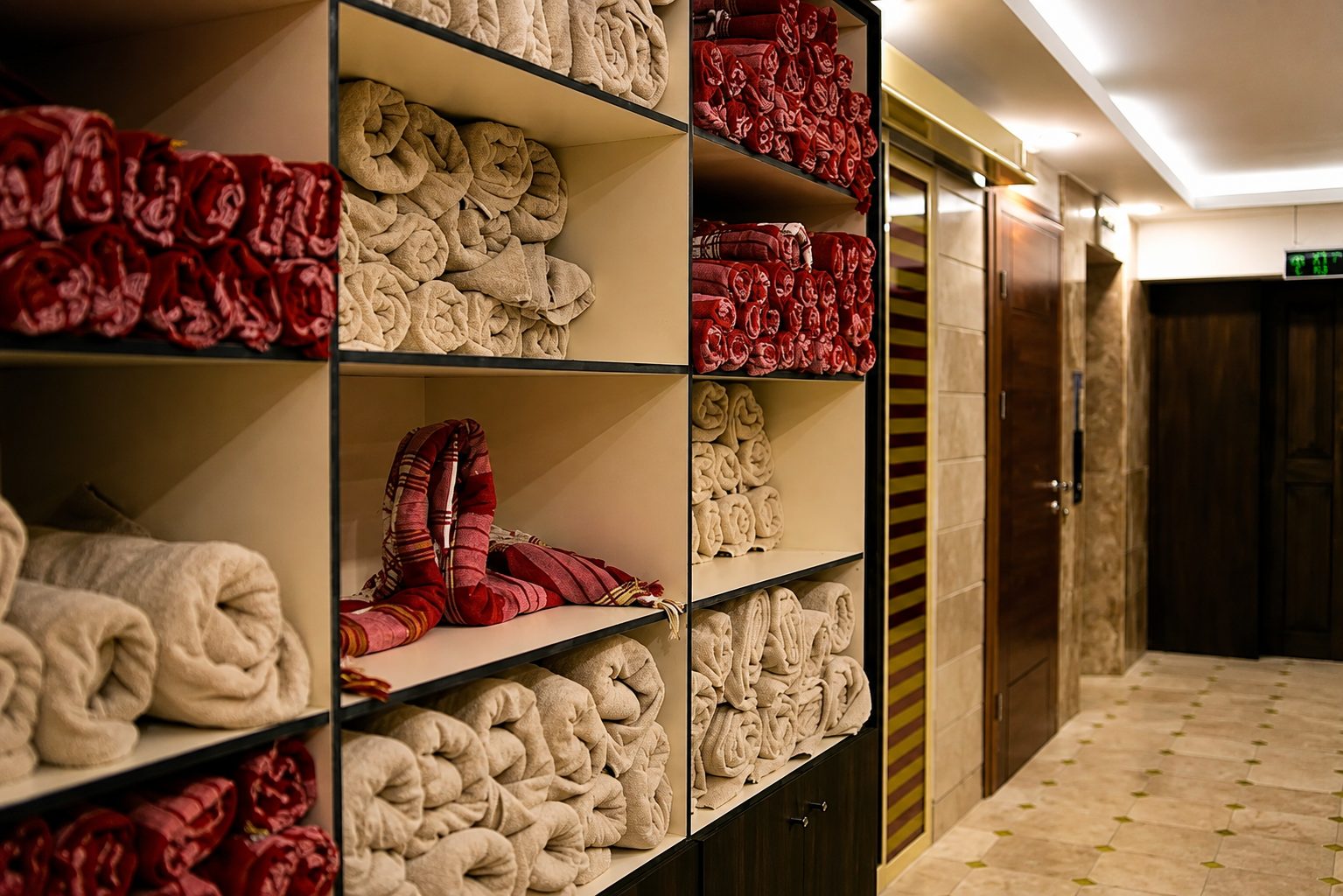 Ürofiz Termal Otel — havlu ve bornoz rafı