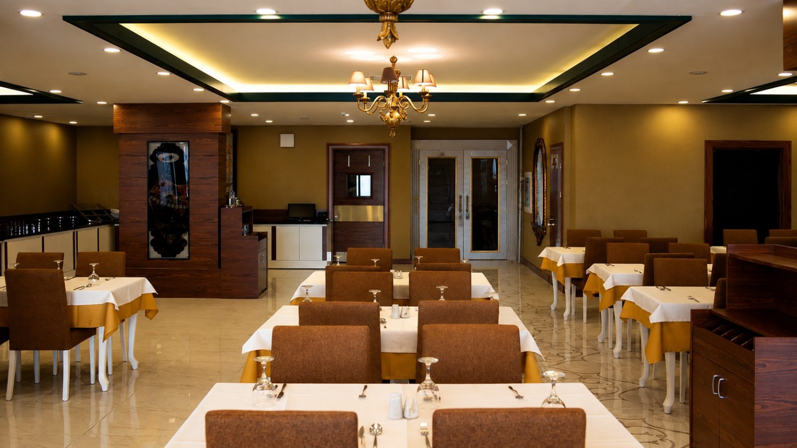 Ürofiz Termal Otel — restoran salonu