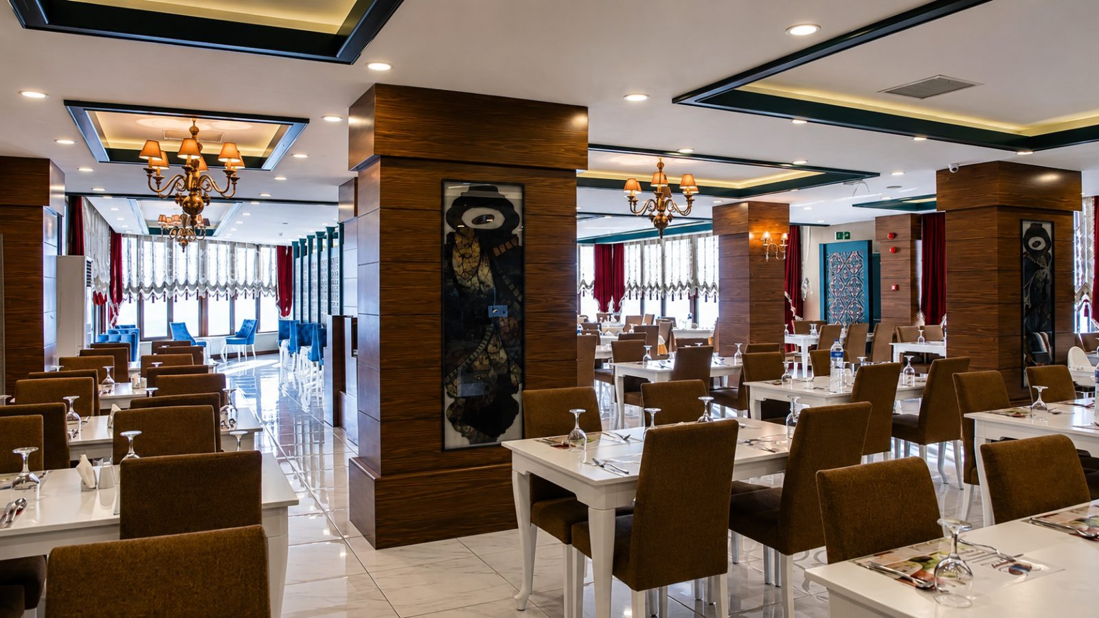 Ürofiz Termal Otel — restoran salonu